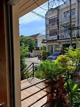 ขายอาคารพาณิชย์ 3.5 ชั้น ศรีประจักษ์วิลล่า 1-2 (รามคำแหง 156)  เขตสะพานสูง กรุงเทพมหานคร    ราคา 3,700,000  บาท