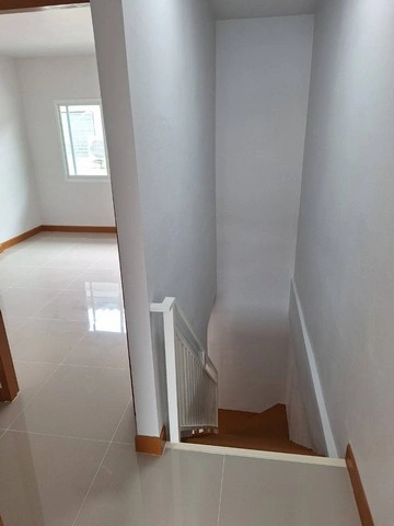 บ้านกรุงทองสายไหม 33 ทำเลดีใกล้ BTS แยก คปอ. และ Big C สายไหม เดินทางสะดวกมาก ราคาเพียง 1.99 ลบ. รีบจองด่วนก่อนหลุดมือ