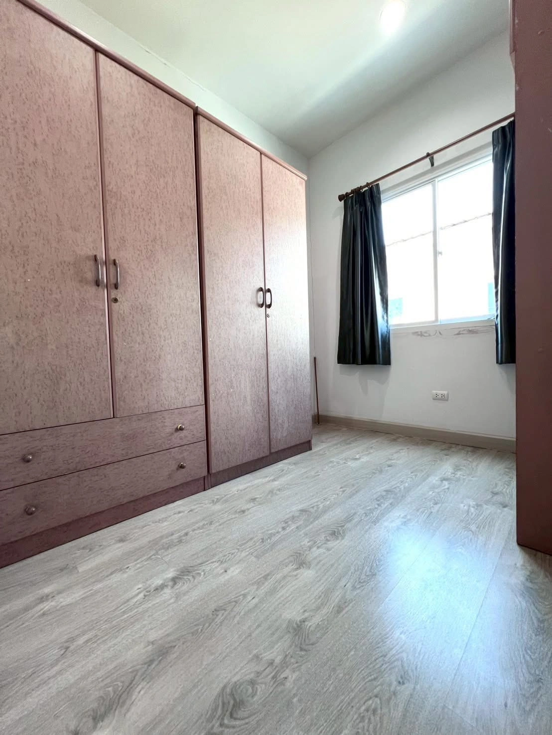 ขายด่วน ทาวน์โฮม CitySense พระราม 2 ท่าข้าม ราคาดี คุ้มๆ เพียง 2.1 ลบ.