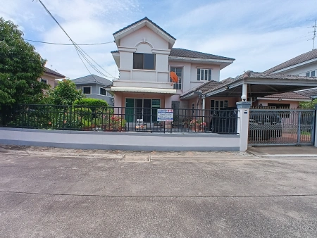 โครงการ ชัยพฤกษ์ บางบัวทอง .ไกล้แยกบางพลู-ถนนรัตนาธิเบศร์  ไกล้ห้างเซ็นทรัลเวสต์เกส  เนื้อที่120.20 ตารางวา 240 ตร.ม. 4 ห้องน้ำ 3 ห้องน้ำ , มีเรือนรับรอง 1 หลัง  รถไฟฟ้าสายสีม่วง