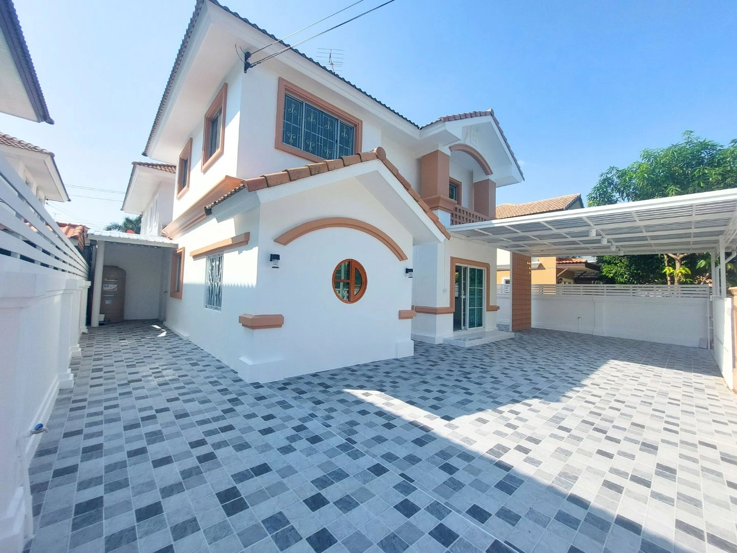 โอกาสสุดท้าย! บ้านเดี่ยว 4 ห้องนอน ทำเลดี คลองสาม ปรับลดราคาหลักแสน! คุ้มค่าที่สุดในย่านนี้! ทุบราคา! บ้านเดี่ยว 4 ห้องนอน พฤกษาวิลเลจ 3 คลองสาม จาก 3.5 ล้าน ลดเหลือ 3.35 ล้านบาท! ประหยัดเป็นแสน!