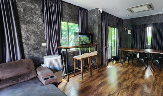 ขาย- เช่า บ้านแฝด หมู่บ้านวี คอมพาวด์ ติวานนท์-รังสิต V Compound Tiwanon-Rangsit เนื้อที่ 38.80 ตร.ว เดินทางสะดวก ใกล้ทางด่วน ตลาด