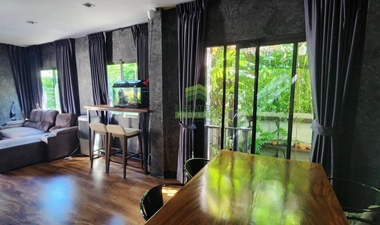 ขาย- เช่า บ้านแฝด หมู่บ้านวี คอมพาวด์ ติวานนท์-รังสิต V Compound Tiwanon-Rangsit เนื้อที่ 38.80 ตร.ว เดินทางสะดวก ใกล้ทางด่วน ตลาด