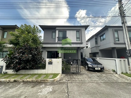 ขาย- เช่า บ้านแฝด หมู่บ้านวี คอมพาวด์ ติวานนท์-รังสิต V Compound Tiwanon-Rangsit เนื้อที่ 38.80 ตร.ว เดินทางสะดวก ใกล้ทางด่วน ตลาด