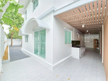 บ้านเดี่ยว พฤกษาวิลเลจ 35 บ้านรีโนเวทใหม่ หลังท้ายซอยเนื้อที่ 58 ตร.ว. ฟังก์ชั่นบ้าน 4 ห้องนอน 2 ห้องน้ำ สำหรับครอบครัวใหญ่ในทำเลคุณภาพ บ้านเดี่ยวรีโนเวทใหม่  ตอบโจทย์ทั้งความสะดวกสบายและคุณภาพชีวิต พร้อมเข้าอยู่ บนทำเลคลองหลวง คลอง 3