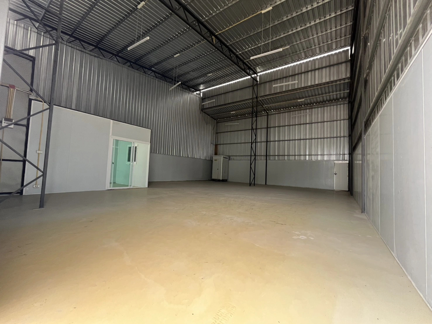 โกดังจอมทอง พระราม 2 (ห้อง A3)