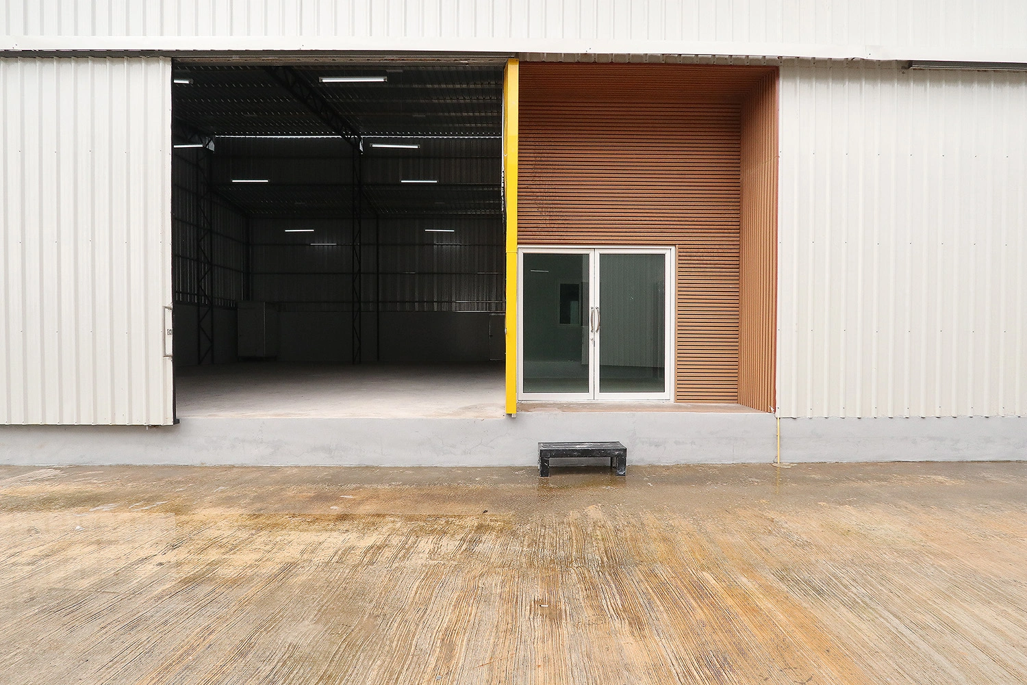 โกดังจอมทอง พระราม 2 (ห้อง A6)