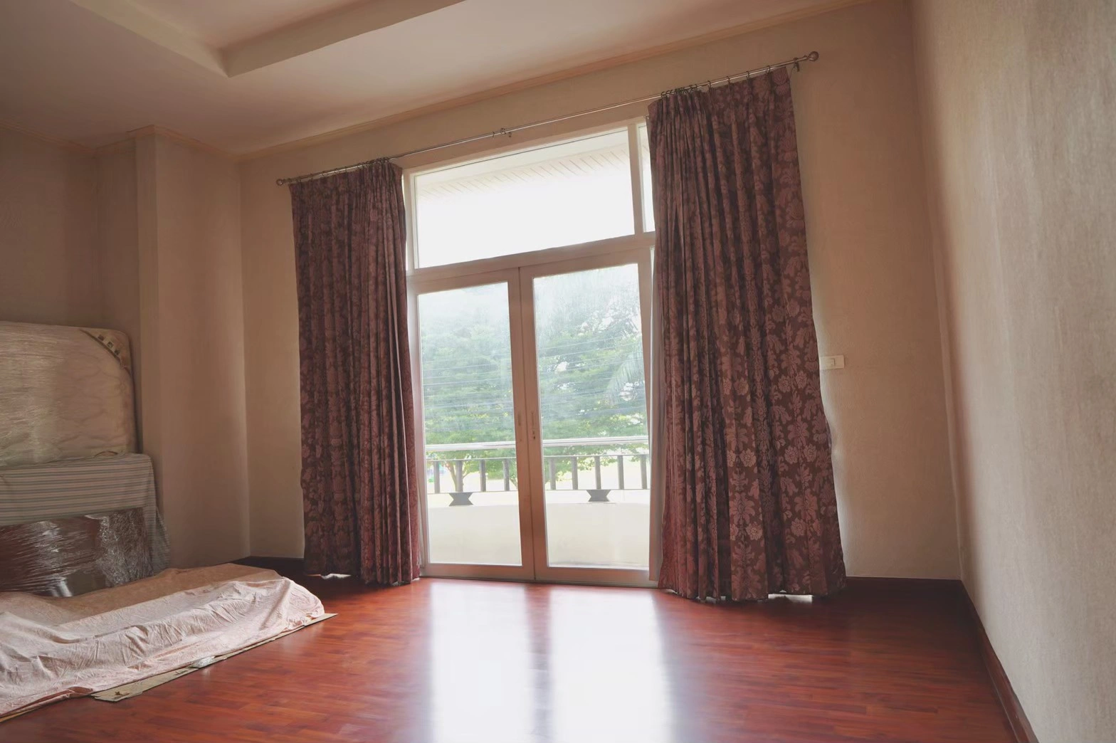 บ้านเดี่ยวศุภาลัย วิลล์ (หลักสี่-ดอนเมือง) 3 ห้องนอน 3 ห้องน้ำ 2 ที่จอด 2 โถงอเนกประสงค์ และห้องแม่บ้าน