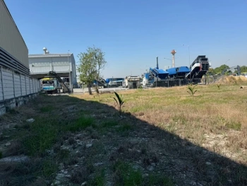 ขายที่ดิน บางนา กม.25 (พื้นที่สีแดง) เนื้อที่ 4 ไร่ 3 ตรว. ติดถนนบางนา-ตราด ฝั่งขาออก โทร 090-6360022