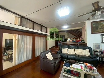 ขายที่ดิน พร้อมสิ่งปลูกสร้าง บ้านเดี่ยว 2 ชั้น ซอยสุขุมวิท64 เนื้อที่ 249 ตร.ว ทำเลศักยภาพ ใกล้ BTSปุณณวิถี ทางด่วน เหมาะพักอาศัย โฮมออฟฟิศ