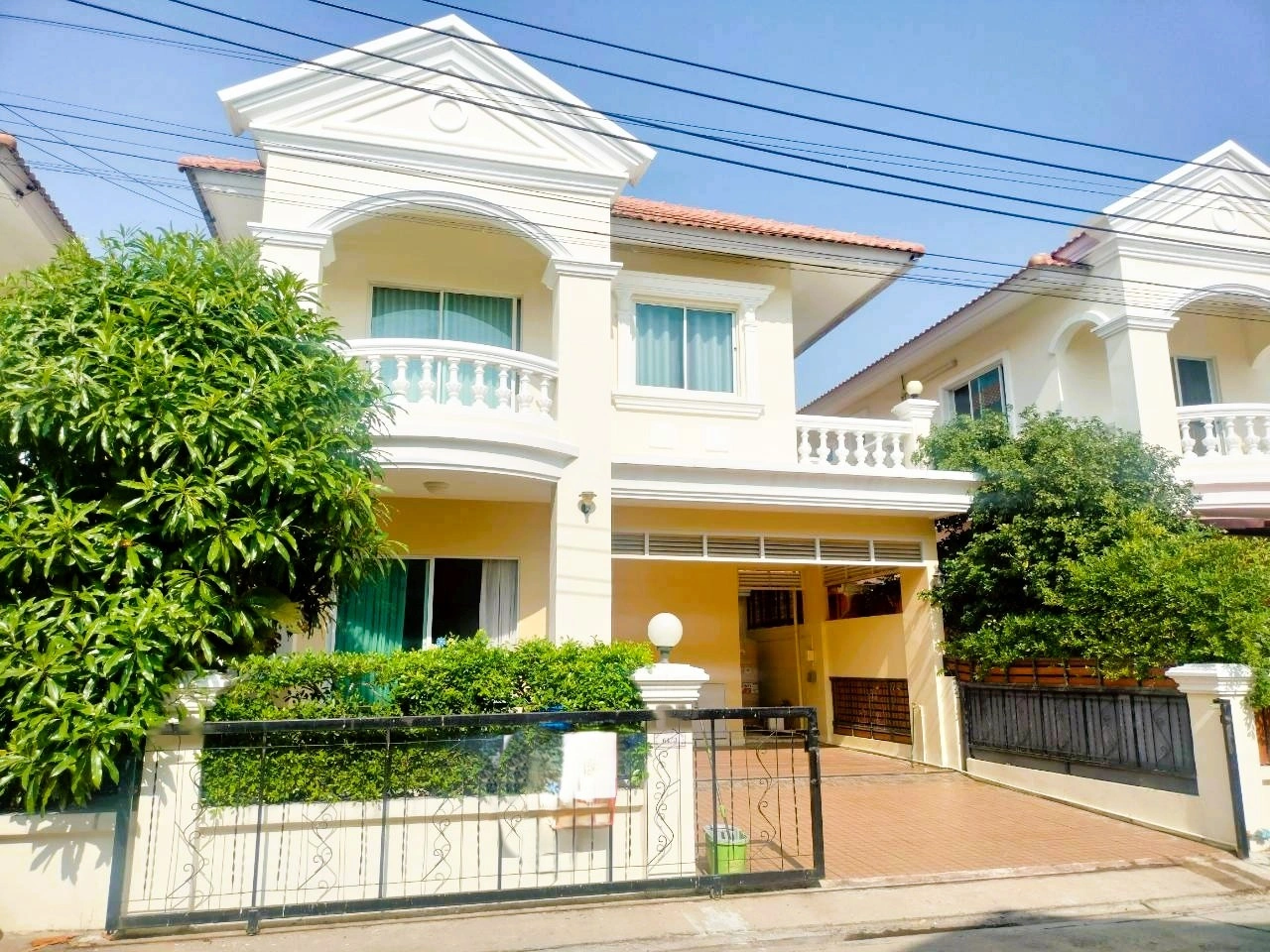 🚩🏠ขายบ้านแฝด 2 ชั้น หมู่บ้านนิรันดร์วิลล์ 12 เดอะทรี  (ซอยวัดศรีวารีน้อย / ทะลุลาดกระบัง 54)