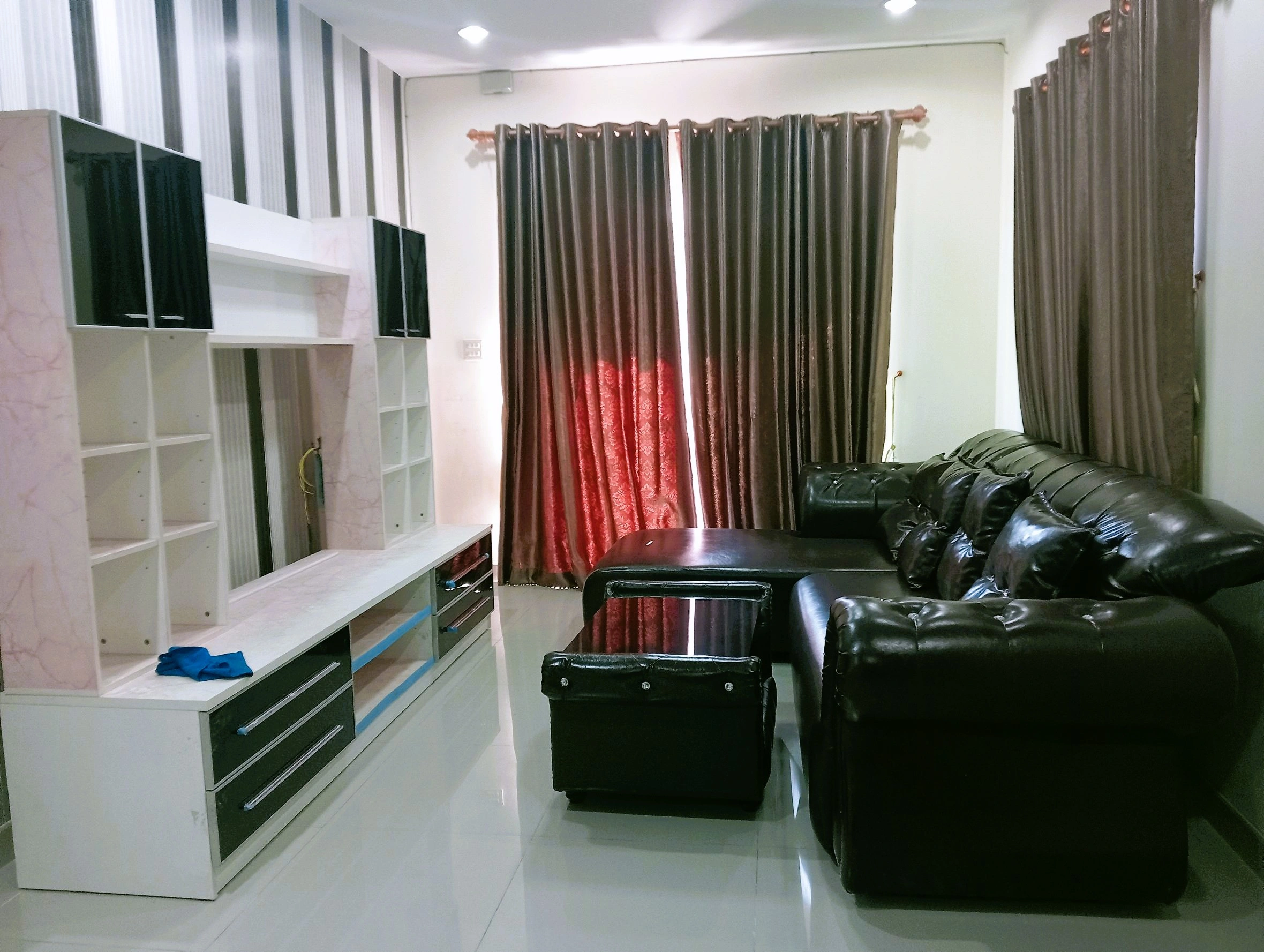 🚩🏠ขายบ้านแฝด 2 ชั้น หมู่บ้านนิรันดร์วิลล์ 12 เดอะทรี  (ซอยวัดศรีวารีน้อย / ทะลุลาดกระบัง 54)