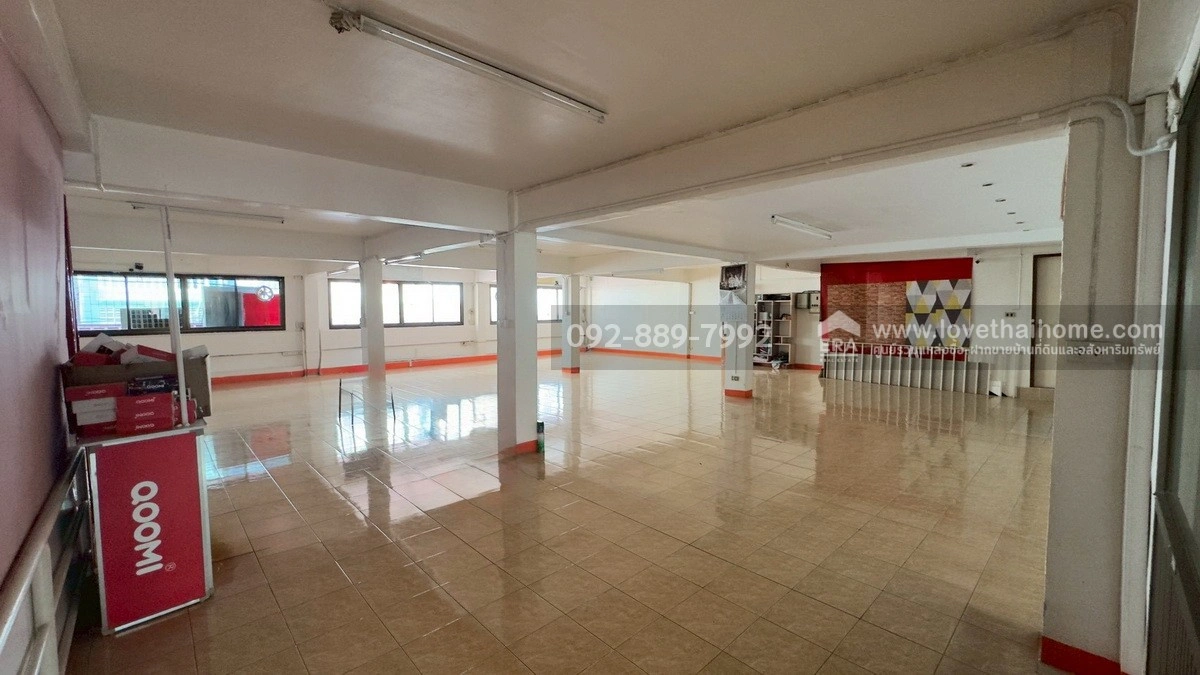 ขายตึกแถว 5 ชั้น หมู่บ้านอมรชัย2 ถนนพระราม2 ซอย34 มีทั้งหมด 4 คูหา พื้นที่ 80.4 ตรว. ราคาถูก ขายเพียง 16 ล้านบาท ใกล้เซ็นทรัล พระราม2