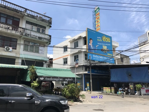 ขายที่ดิน ถนนพระราม2 ซอย28 แยก22 เขตจอมทอง กทม. พร้อมสิ่งปลูกสร้าง เป็นพื้นที่สีส้ม ขนาด 8 ไร่ 1 งาน 85 ตร.ว. โทร. 0814018666