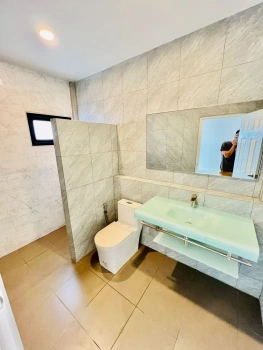 ขายทาวน์เฮ้าส์ นนทบุรี -สนามบินน้ำ พร้อมอยู่ ทำใหม่ทั้งหลัง ไม่ต้องเข้าซอยไปลึก ใกล้ สถานีรถไฟฟ้า สนามบินน้ำ