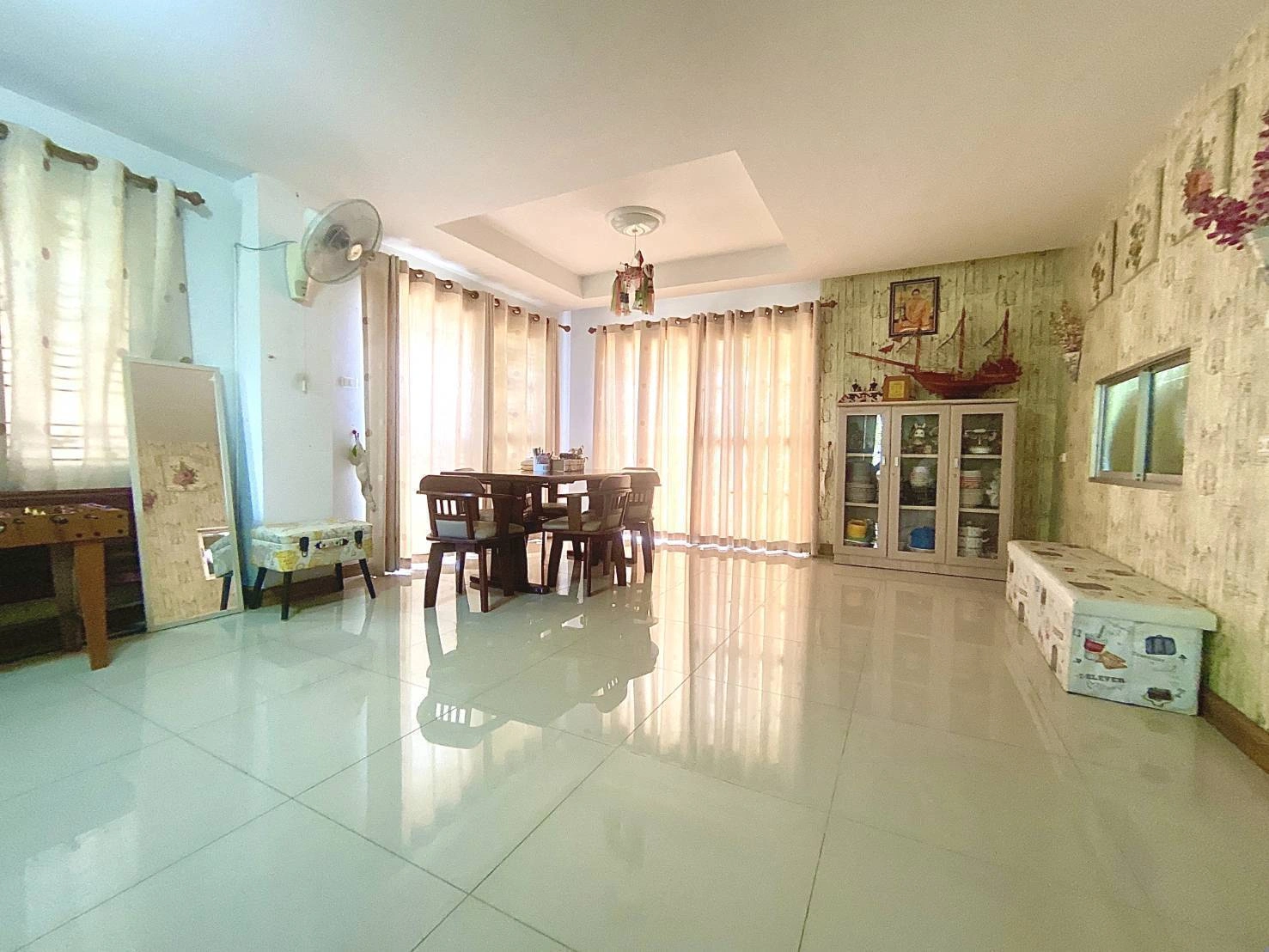 ขายบ้านเดี่ยวพร้อมอยู่ หมู่บ้านแฟมิลี่ซิตี้โฮม2 นาป่า ชลบุรี