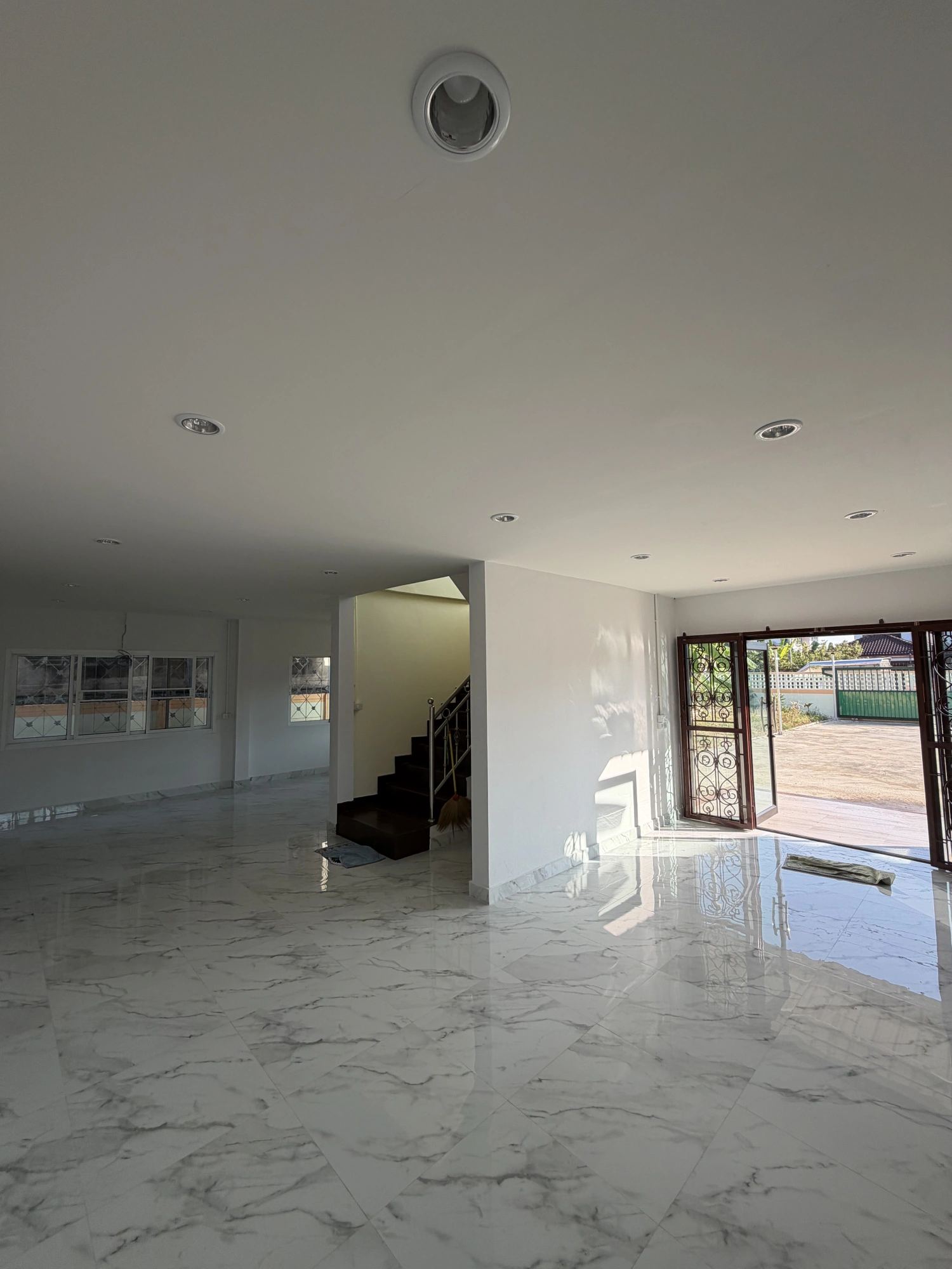 ขาย บ้านเดี่ยว 2 ชั้น 103 ตร.ว. หมู่บ้านสินสมบูรณ์ ลำลูกกา คลอง 8 [พร้อมอยู่]