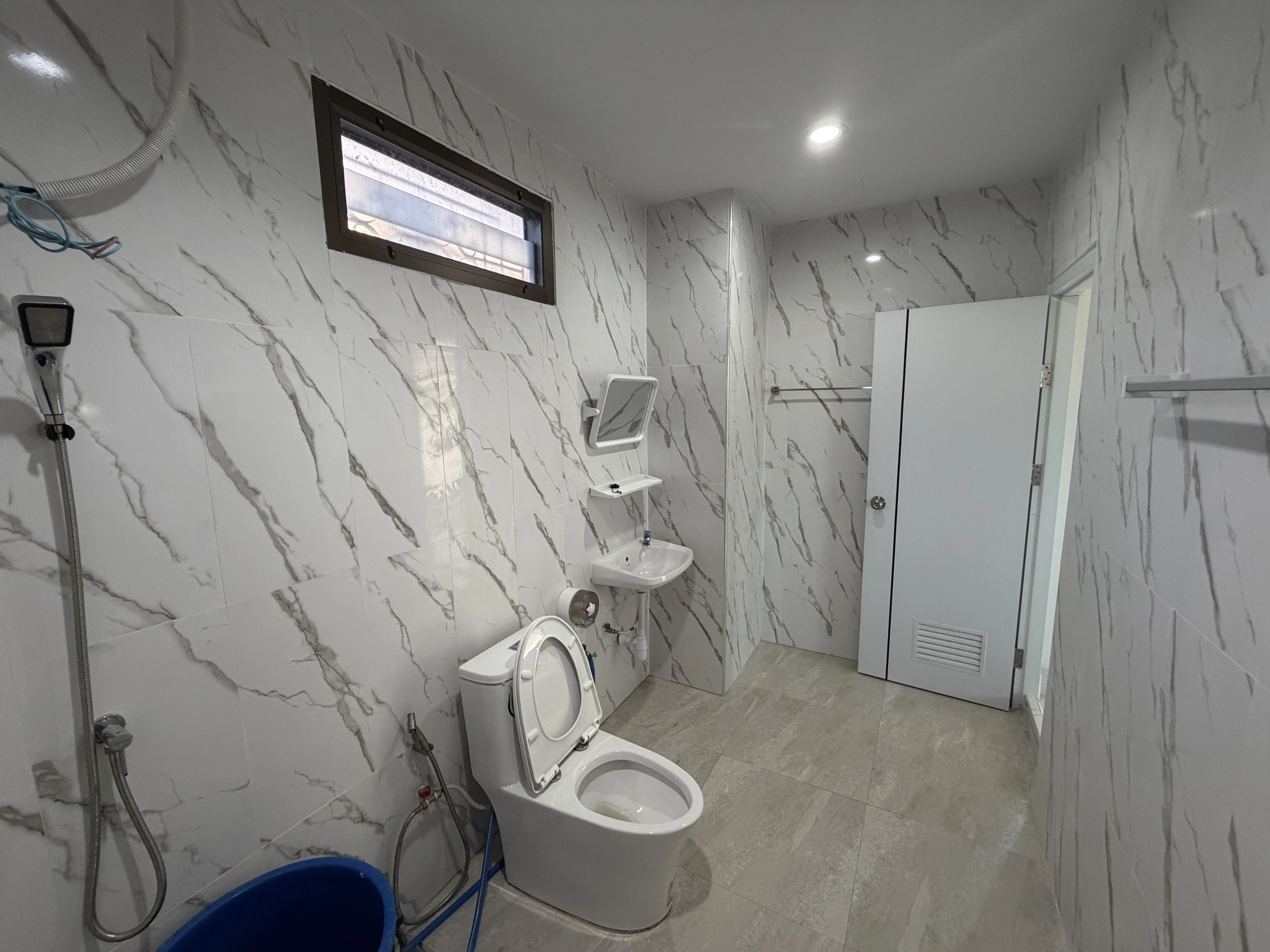 ขาย บ้านเดี่ยว 2 ชั้น 103 ตร.ว. หมู่บ้านสินสมบูรณ์ ลำลูกกา คลอง 8 [พร้อมอยู่]