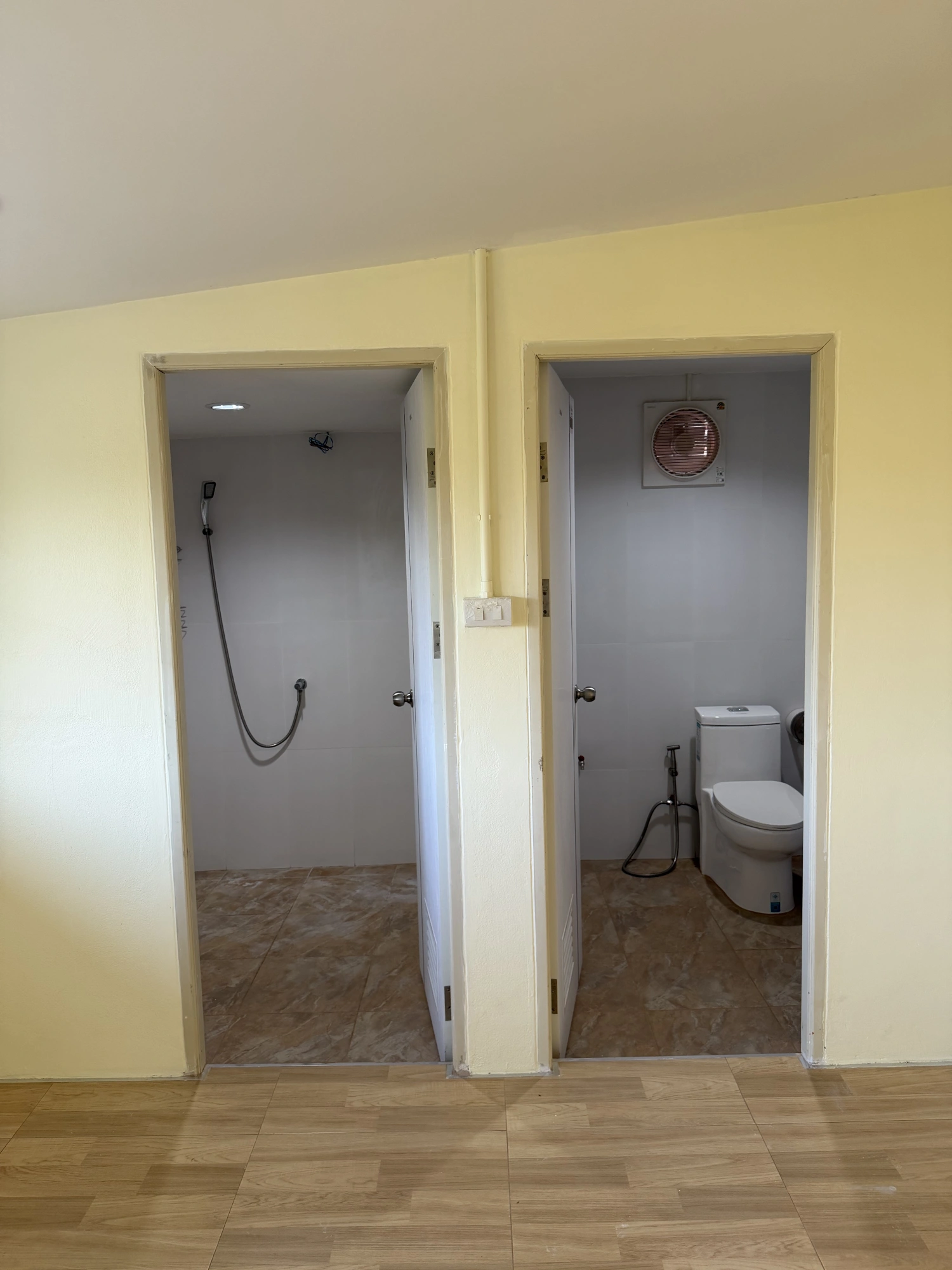 ขาย บ้านเดี่ยว 2 ชั้น 103 ตร.ว. หมู่บ้านสินสมบูรณ์ ลำลูกกา คลอง 8 [พร้อมอยู่]