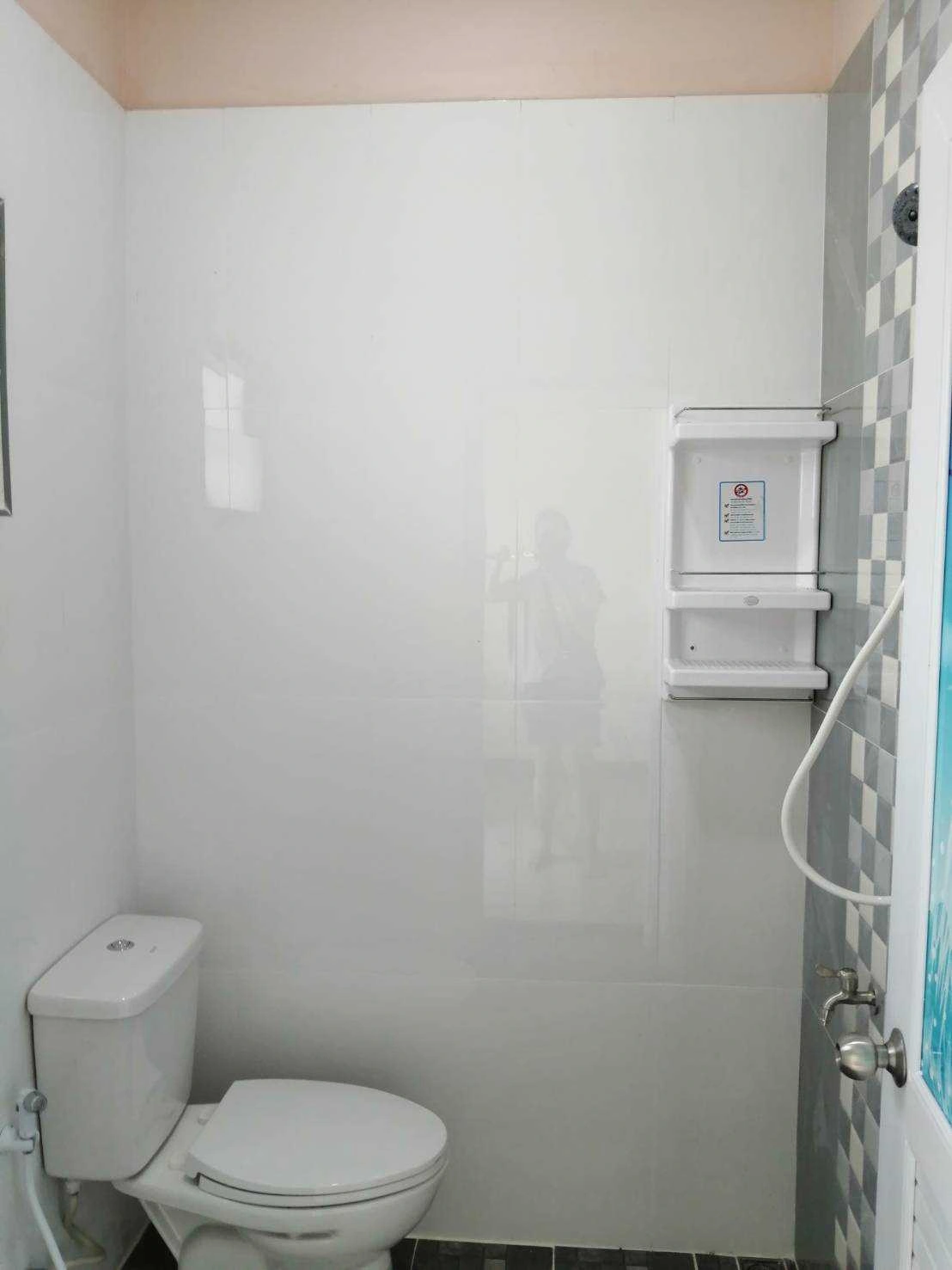 อาคารพาณิชย์พร้อมที่อยู่อาศัย ทำเลดี! 2เลขที่ ติดถนน ใกล้สี่แยกบางคล้า ฉะเชิงเทรา