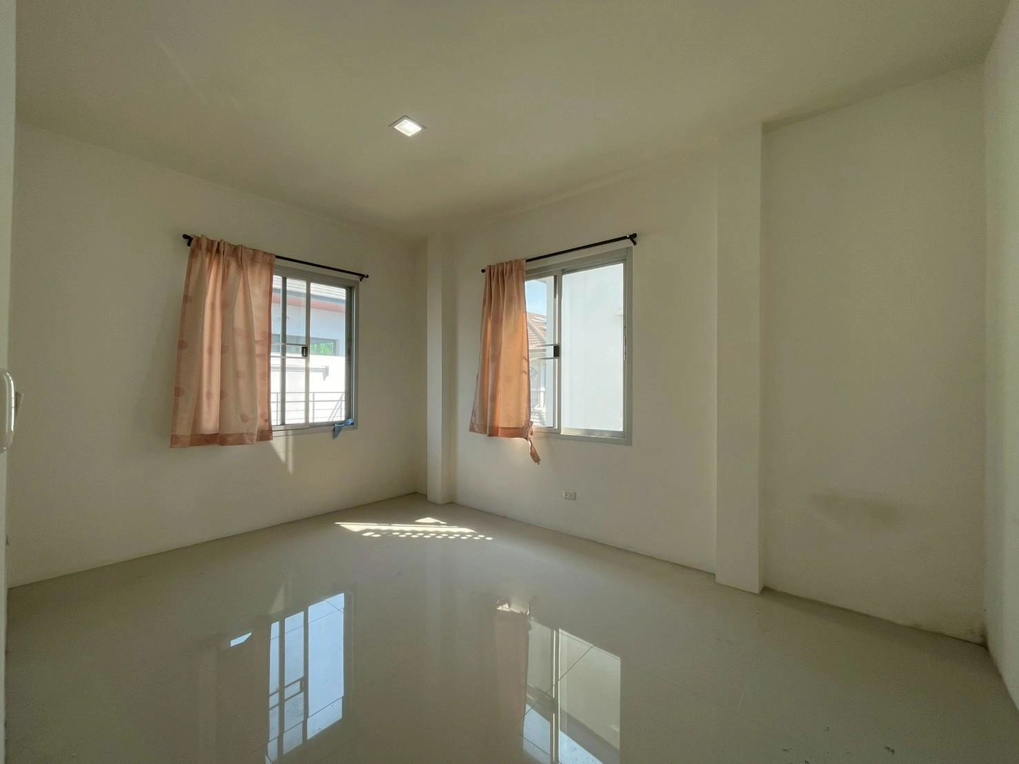 ขายบ้าน Motto สเปซใหญ่ บนทำเลทอง  เดินทางง่าย ครบทุกฟังก์ชัน