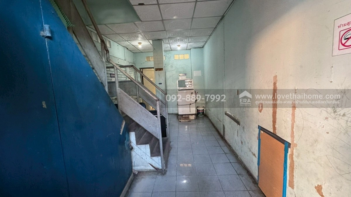 ขายที่ดิน ถนนลาดพร้าว80 ซอย22 พื้นที่ 100 ตารางวา พร้อมสิ่งปลูกสร้างบ้าน 2 ชั้น ขายเพียง 14 ล้านบาท ใกล้รถไฟฟ้าสายสีเหลือง สถานีลาดพร้าว71