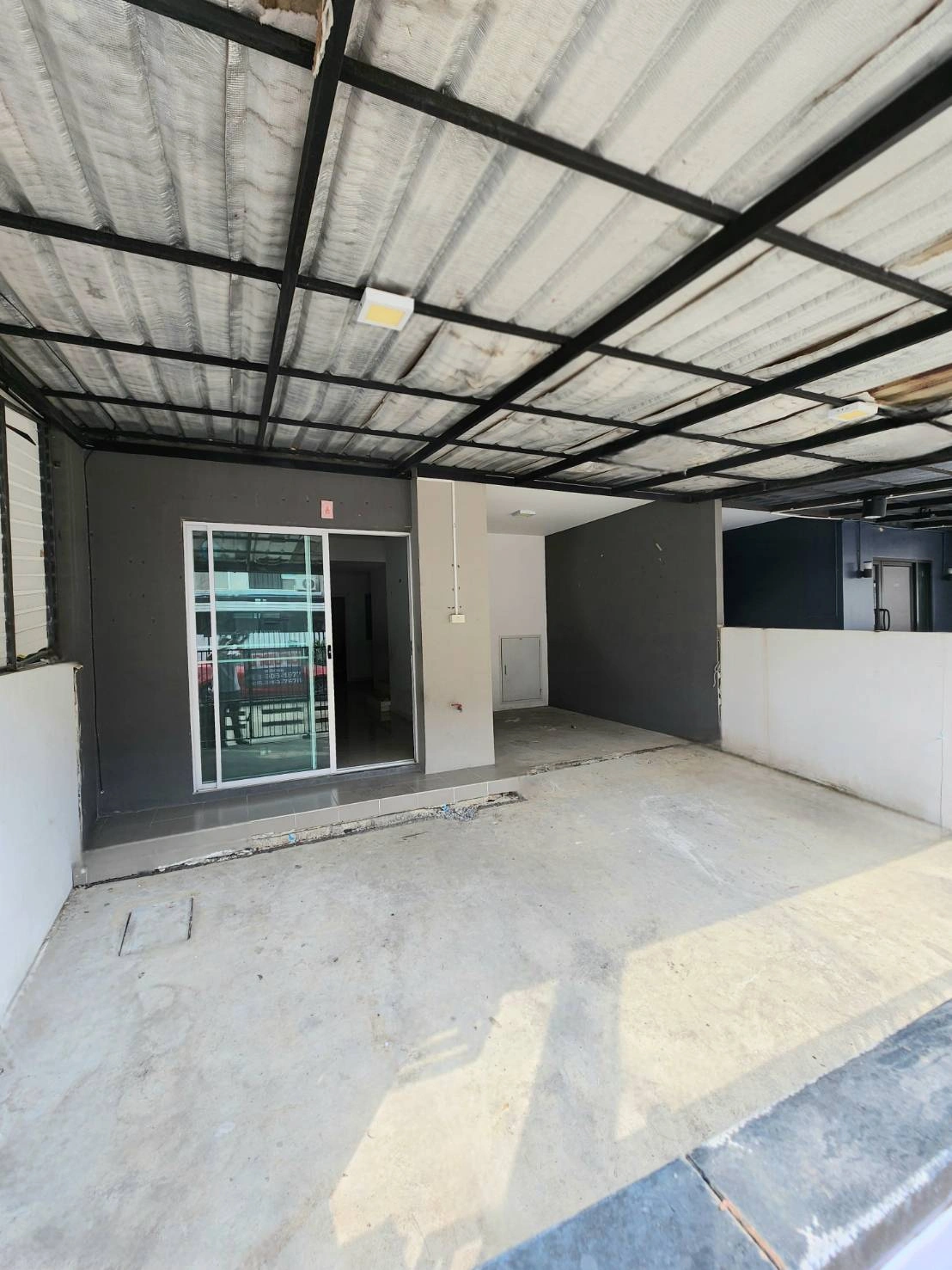 ขายทาวน์เฮ้าส์ 2ชั้น ทำเลดี :  หมู่บ้านพฤกษาวิลล์ 89 รามอินทรา-วงแหวน ซอยกาญจนาภิเษก6/1(ออกคู้บอน 27แยก10 ได้) ใกล้ห้างแฟชั่นไอร์แลนด์ แขวงท่าแร้ง เขตบางเขน  กรุงเทพ  10220