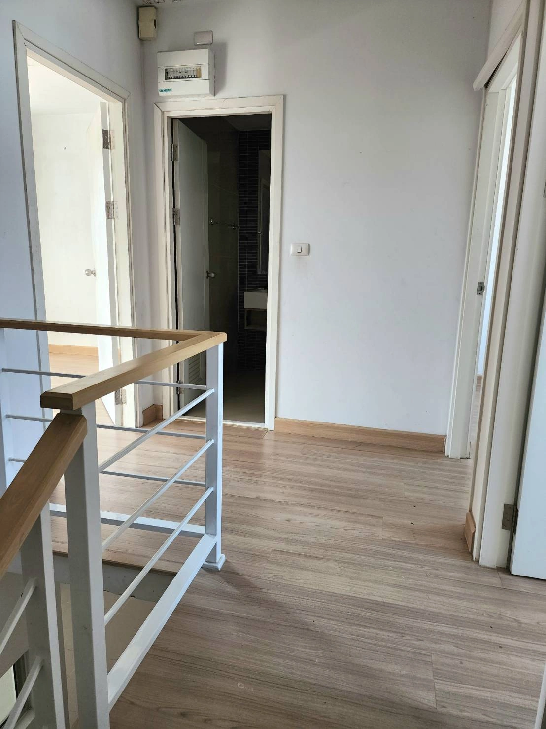 ขายทาวน์เฮ้าส์ 2ชั้น ทำเลดี :  หมู่บ้านพฤกษาวิลล์ 89 รามอินทรา-วงแหวน ซอยกาญจนาภิเษก6/1(ออกคู้บอน 27แยก10 ได้) ใกล้ห้างแฟชั่นไอร์แลนด์ แขวงท่าแร้ง เขตบางเขน  กรุงเทพ  10220