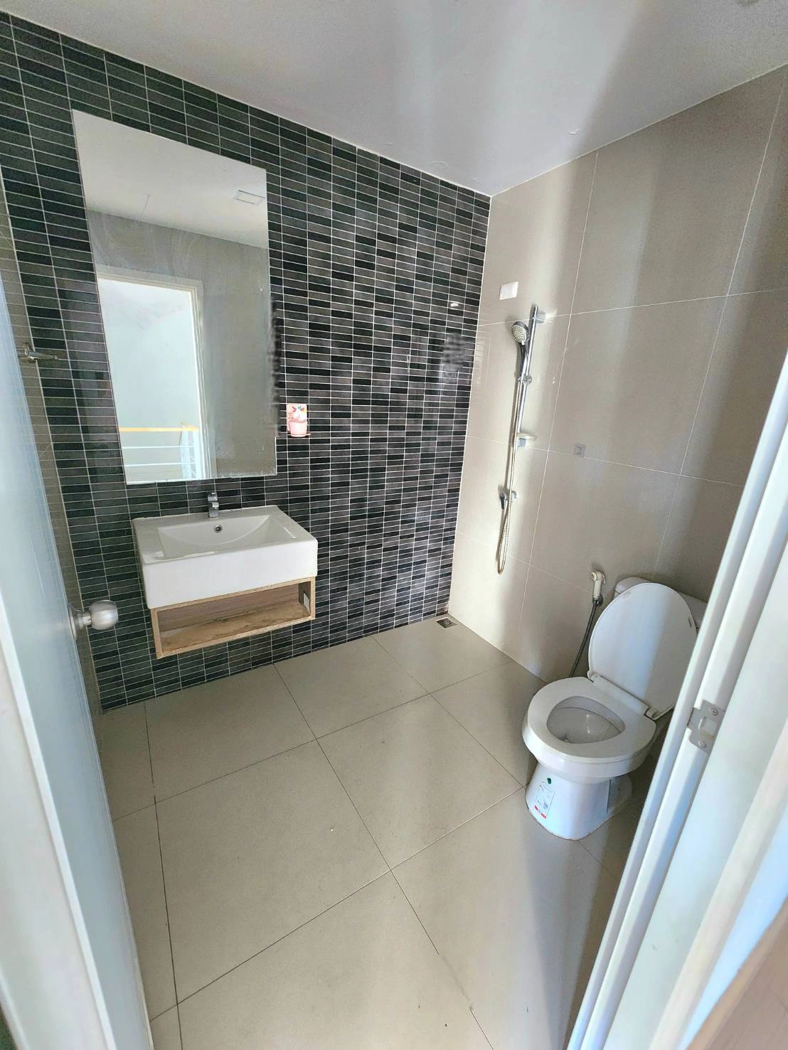 ขายทาวน์เฮ้าส์ 2ชั้น ทำเลดี :  หมู่บ้านพฤกษาวิลล์ 89 รามอินทรา-วงแหวน ซอยกาญจนาภิเษก6/1(ออกคู้บอน 27แยก10 ได้) ใกล้ห้างแฟชั่นไอร์แลนด์ แขวงท่าแร้ง เขตบางเขน  กรุงเทพ  10220