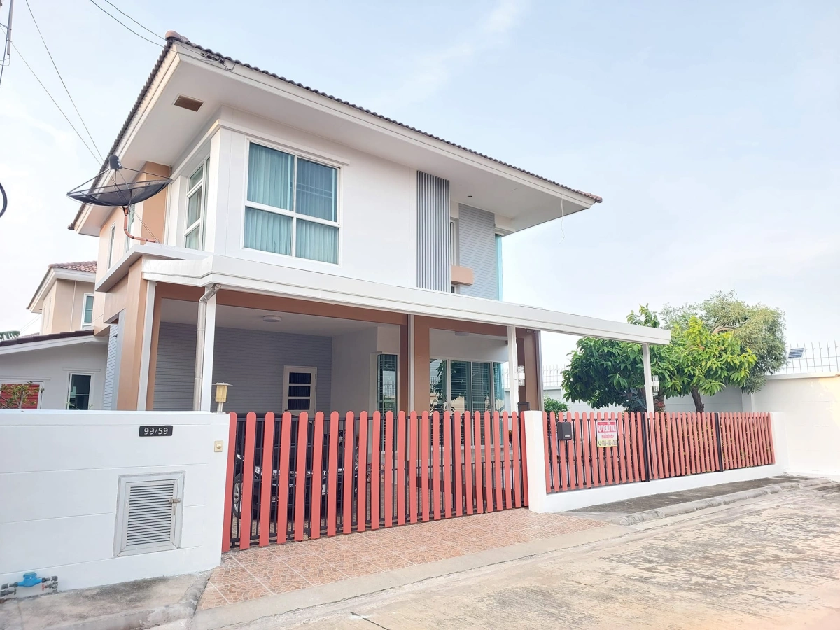 ขายบ้านเดี่ยว 2 ขั้น หมู่บ้านอลิชา (สุขสวัสดิ์-ประชาอุทิศ) ซอยประชาอุทิศ 131 เจ้าของขายเอง