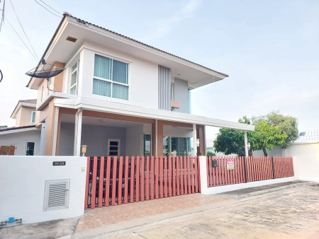 ขายบ้านเดี่ยว 2 ขั้น หมู่บ้านอลิชา (สุขสวัสดิ์-ประชาอุทิศ) ซอยประชาอุทิศ 131 เจ้าของขายเอง