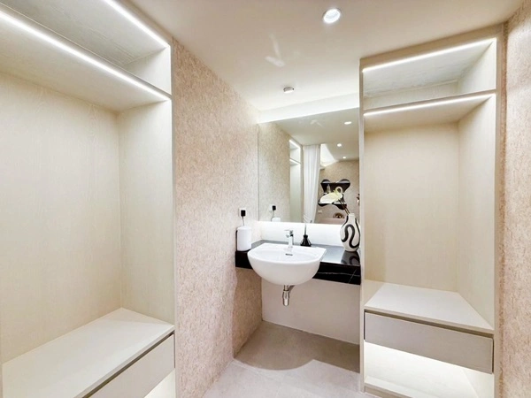 คอนโดติดห้างเซ็นทรัล Atmoz Canvas Rayong ทำเลนี้ อยู่เองก็คุ้ม ปล่อยเช่าก็ปัง ห้องเฟอร์ครบ พร้อมอยู่ โทร 065-5639565