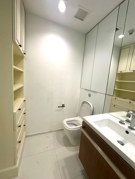 Rare Item! ให้เช่า 185 Rajadamri คอนโดหรู บนถนนราชดำริ