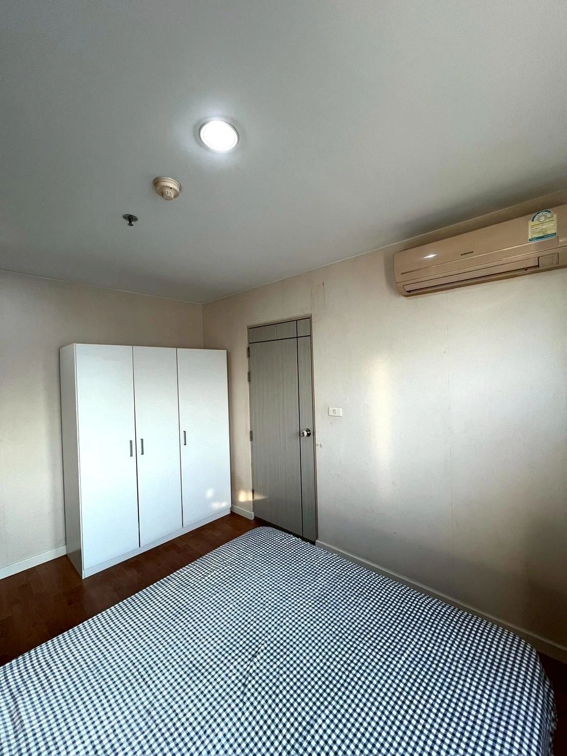 ด่วน! ให้เช่า Metro Park Sathorn ห้องใหญ่ ราคาดี พร้อมเข้าอยู่ สนใจโทร  0622493624