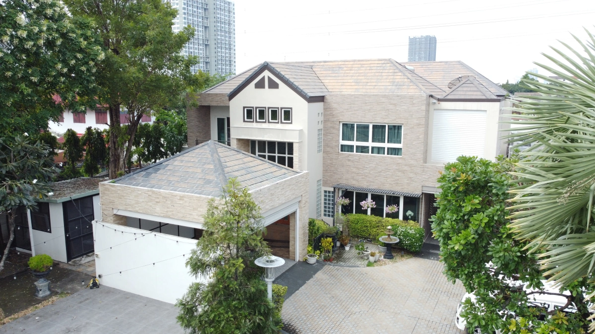 🏠 คฤหาสน์หรู เมืองทอง-แจ้งวัฒนะ    ติดถนนใหญ่ เลียบคลองประปา แจ้งวัฒนะ–เมืองทองธานี