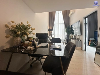 คอนโดมิเนียมมือสอง โครงการ ไนท์บริดจ์ พหลโยธิน-อินเตอร์เชนจ์ พื้นที่ใช้สอย 35.79 ตร.ม. ฟังก์ชัน 1 ห้องนอน 1 ห้องน้ำ ทำเลดีเชื่อมต่อถนนพหลโยธิน, ถนนแจ้งวัฒนะ ใกล้รถไฟฟ้าสายสีเขียว "สถานีพหลโยธิน 59" และจุดขึ้นทางด่วน "อุตราภิมุข"