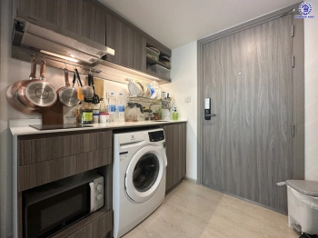 คอนโดมิเนียมมือสอง โครงการ ไนท์บริดจ์ พหลโยธิน-อินเตอร์เชนจ์ พื้นที่ใช้สอย 35.79 ตร.ม. ฟังก์ชัน 1 ห้องนอน 1 ห้องน้ำ ทำเลดีเชื่อมต่อถนนพหลโยธิน, ถนนแจ้งวัฒนะ ใกล้รถไฟฟ้าสายสีเขียว "สถานีพหลโยธิน 59" และจุดขึ้นทางด่วน "อุตราภิมุข"