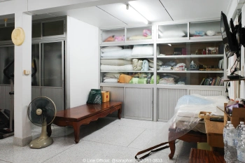 ทาวน์เฮ้าส์ 2 ชั้น 21 ตร.ว. 3 ห้องนอน 2 ห้องน้ำ ซอยวงศ์สว่าง 15 แถมแอร์และเฟอร์นิเจอร์ ใกล้บิ๊กซี วงศ์สว่าง และรถไฟฟ้าสายสีม่วง