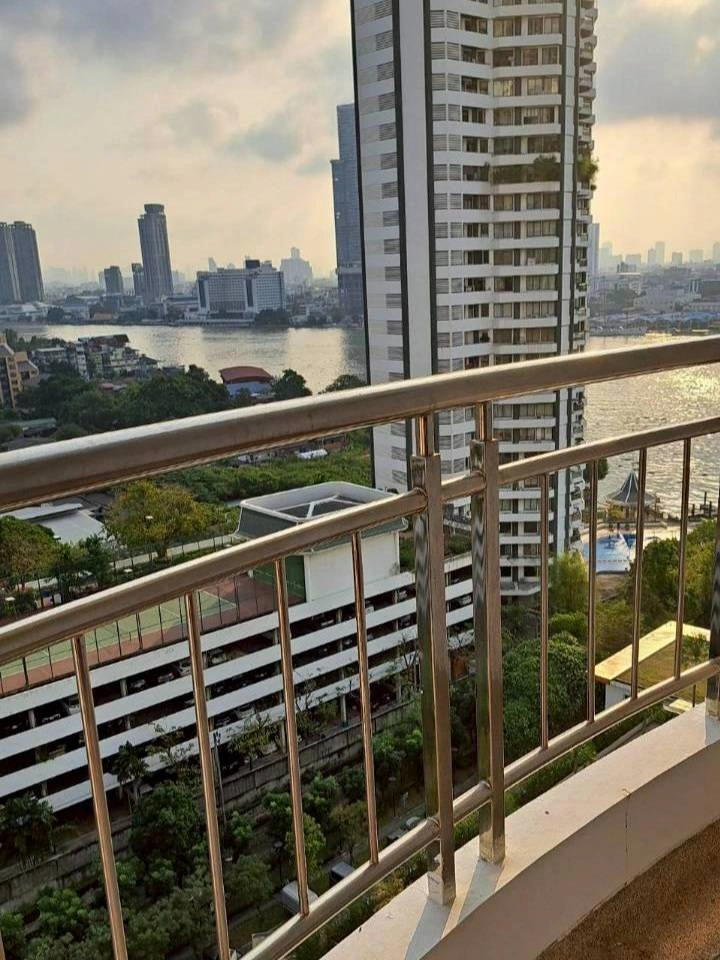 ให้เช่าคอนโดวิวริมแม่น้ำเจ้าพระยา ใจกลางเมือง โครงการศุภาลัย ริเวอร์รีสอร์ท ถนนเจริญนคร 57 ห้องกว้าง 38 ตารางเมตร