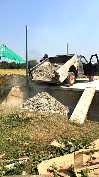 ขายที่ดินติดริมแม่น้ำบางปะกง แปดริ้ว ฉะเชิงเทรา ที่ถมแล้ว 6 ไร่ เหมาะทำ Resort ที่พัก หรือบ้านในวัยเกษียน ล้อมรอบด้วยธรรมชาติ  หรือทำเป็น ร้านอาหาร สไตล์แบบธรรมชาติ ริมแม่น้ำ บางปะกง