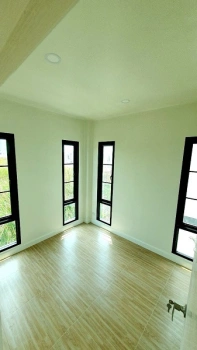 ให้เช่าโฮมออฟฟิศย่านบางนาใกล้ห้างเมกกา บางนา พื้นที่ 42ตรว 4 ห้องนอน3 ห้องน้ำ3  แอร์ จดทะเบียนบริษัทได้