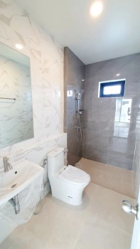 ให้เช่าโฮมออฟฟิศย่านบางนาใกล้ห้างเมกกา บางนา พื้นที่ 42ตรว 4 ห้องนอน3 ห้องน้ำ3  แอร์ จดทะเบียนบริษัทได้