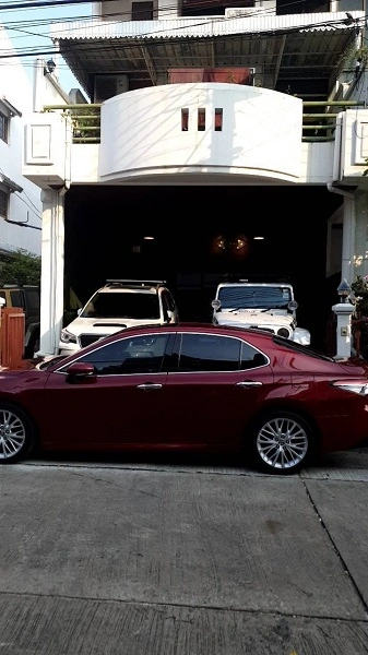 ให้เช่า ทาวน์เฮาส์3 ชั้นทาวอินทาวน์ รามคำแหง ลาดพร้าว 48 ตรว 5 ห้องนอน5 ห้องน้ำ4  แอร์ 2  ที่จอดรถ ไม่มีเฟอร์นิเจอร์