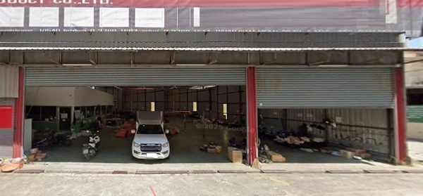 ขายที่ดินพร้อมสิ่งปลูกสร้าง (โกดังสินค้า) ถนนกิ่งแก้ว ใกล้กับสนามบินสุวรรณภูมิ เนื้อที่รวม 1 ไร่ 10 ตรว มี 3 โฉนด