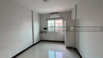 ขายทาวน์เฮ้าส์ 2 ชั้น หมู่บ้านวันดี คลองครุ-ศรีเมือง สมุทรสาคร พื้นที่ 47.9 ตรว. ขาย 3.9 ล้านบาท หลังมุม พร้อมอยู่ ใกล้บิ๊กซีมหาชัย1