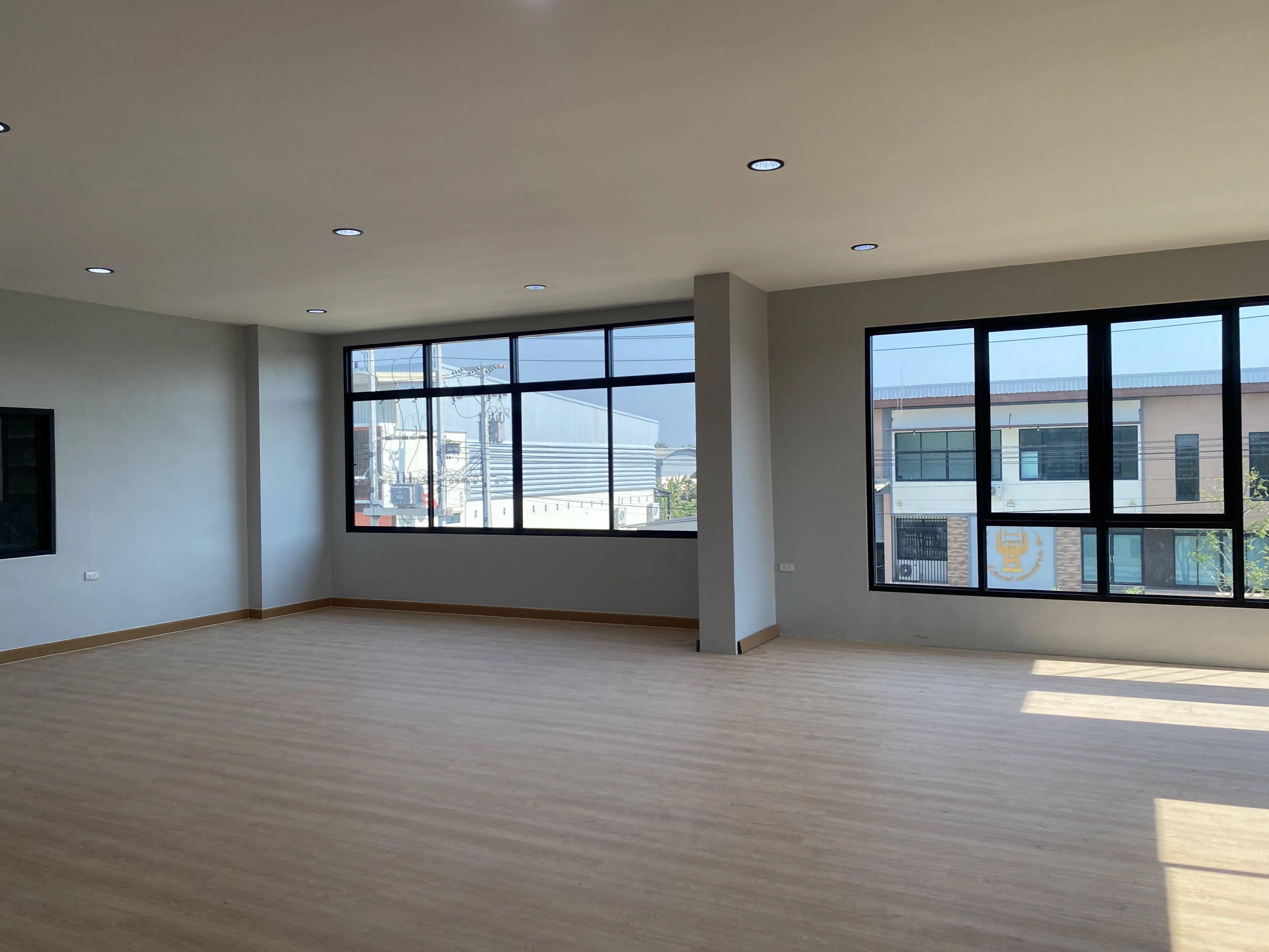 ขาย ให้เช่า โกดัง โรงงาน พร้อมออฟฟิศ ใกล้มอเตอร์เวย์บางใหญ่-กาญจนบุรี  @ศาลายา Park Factory 1 Type - A13