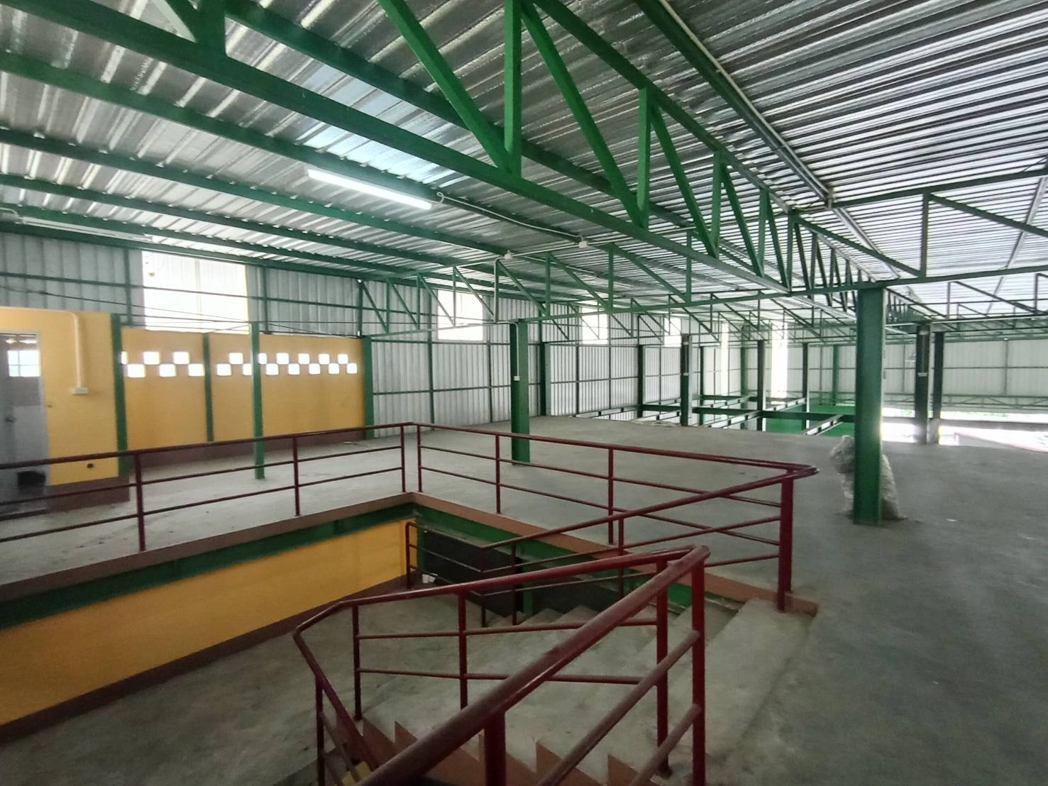 ให้เช่า โกดัง ซอย ศิริสุข 2 วงแหวนเซ็นเตอร์ กัลปพฤกษ์