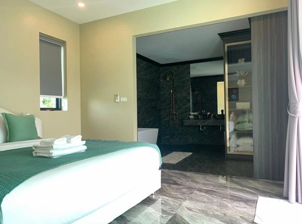 ขายด่วน พูลวิลล่า หัวหิน ประจวบฯ ใกล้ทะเล เดินทางสะดวก 2 ชั้น 3 ห้องนอน ตกแต่งเสร็จเรียบร้อย พร้อมเข้าอยู่ได้ทันที Tel. 0632897879