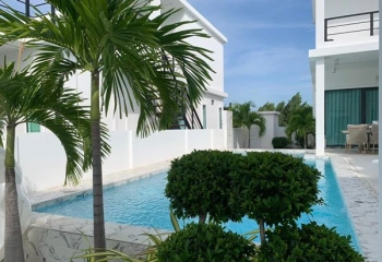 ขายด่วน พูลวิลล่า หัวหิน ประจวบฯ ใกล้ทะเล เดินทางสะดวก 2 ชั้น 3 ห้องนอน ตกแต่งเสร็จเรียบร้อย พร้อมเข้าอยู่ได้ทันที Tel. 0632897879