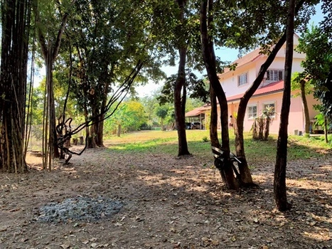 บ้านพร้อมที่ดินขนาดใหญ่ 1 ไร่ 3 งาน 97.9 ตารางวา (รวม 797.9 ตารางวา) ในตำบลจอหอ เมืองนครราชสีมา ราคา 15,000,000 บาท